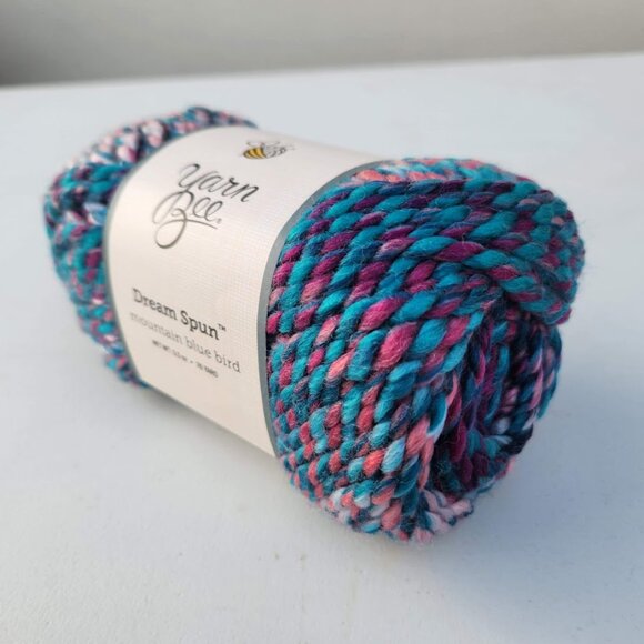 NEW Soft Yarn Bee Bulky for Crocheting Knitting Soft Skein 76 Yards 80% Acrylic - Picture 3 of 9